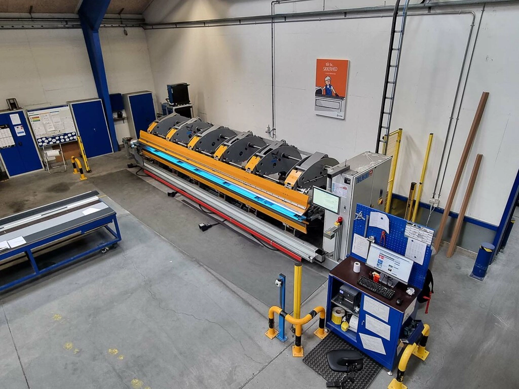 Lindab Profil production hall with a Thalmann folder